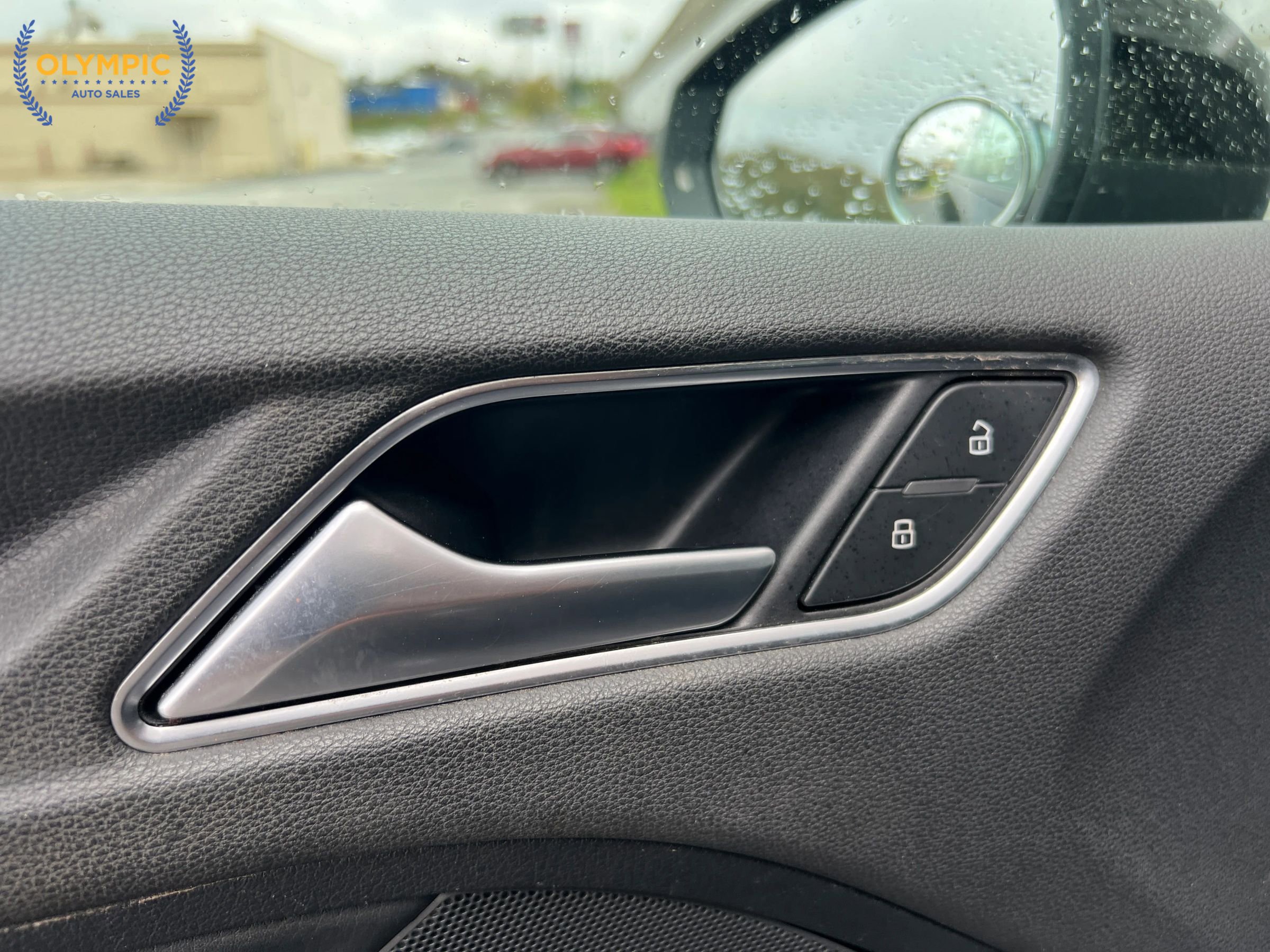 Used 2018 Audi A3 2.0T Premium image 35