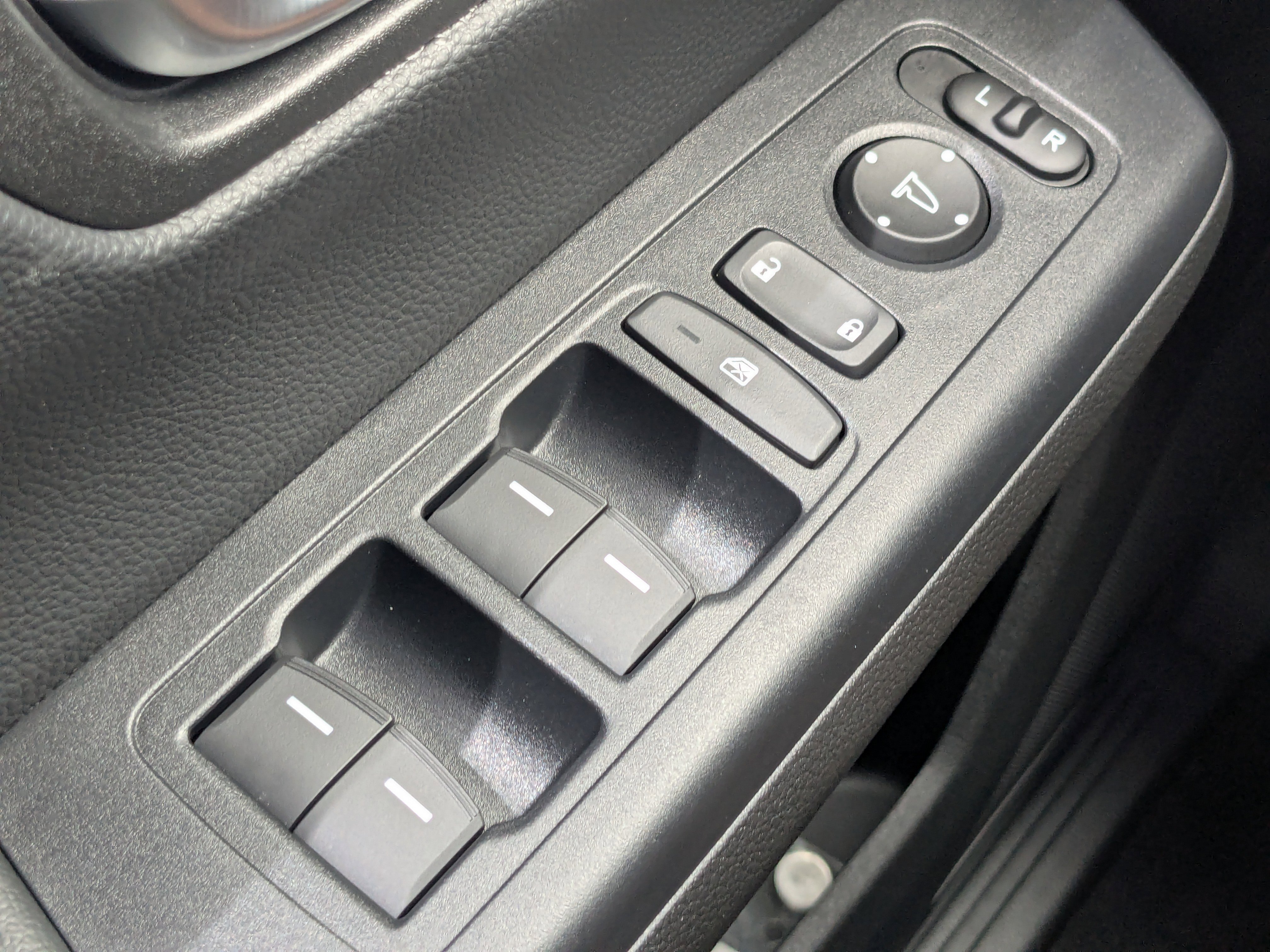 Used 2024 Honda CR-V Sport-L image 31