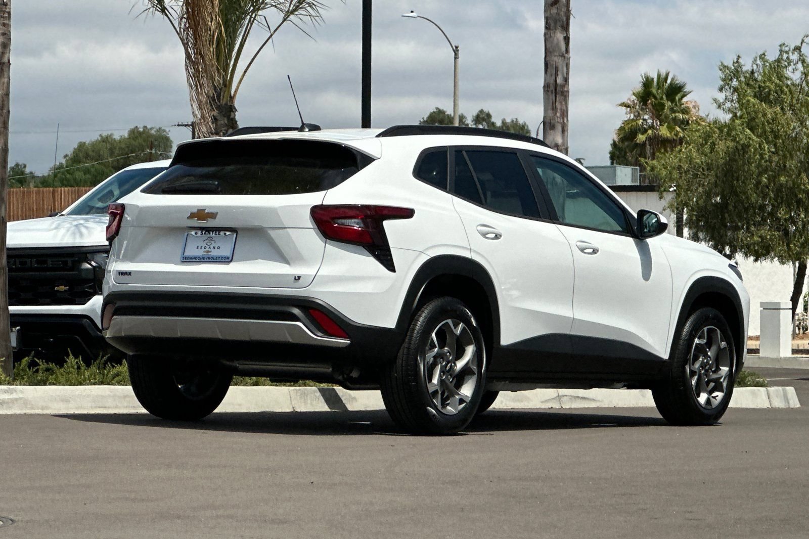 New 2026 Chevrolet Trax LT FWD image 4