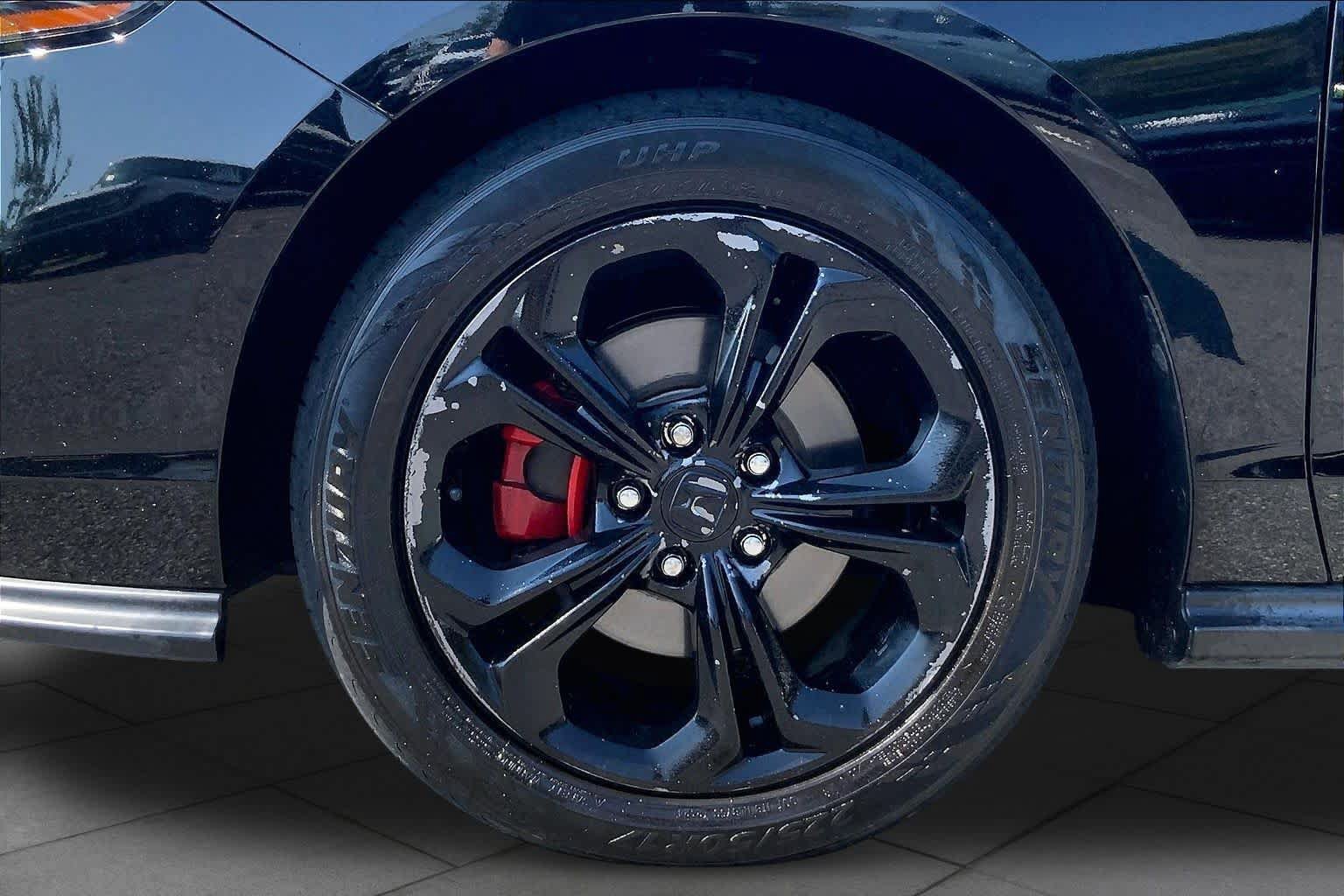 Used 2023 Honda Accord EX image 11