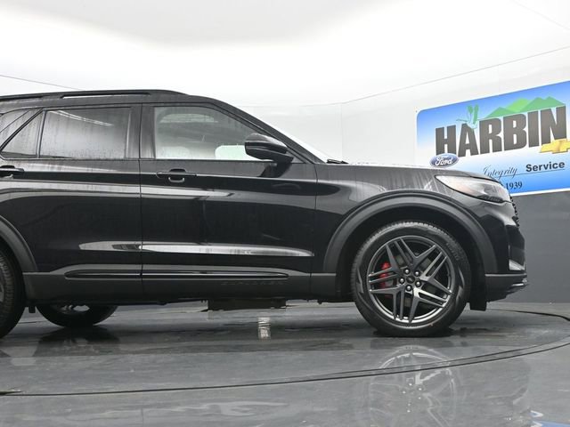New 2026 Ford Explorer ST w/ Sun And Sound Package image 24