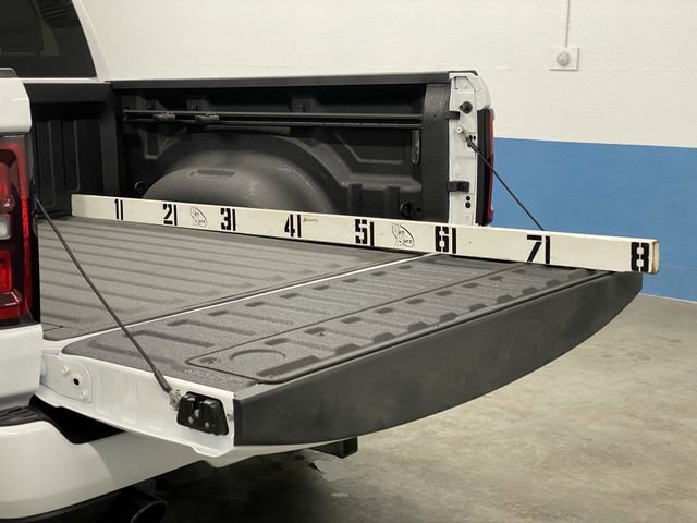 New 2026 RAM 1500 4x4 Crew Cab image 17