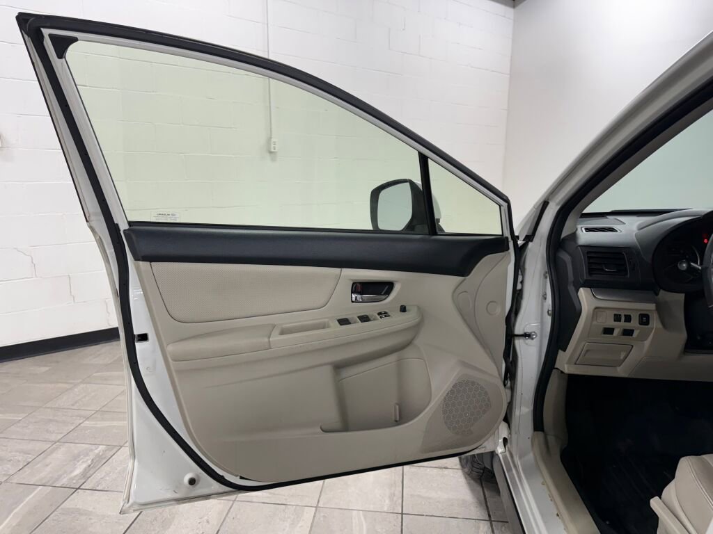 Used 2014 Subaru Crosstrek 2.0i Limited w/ Popular Package #2 image 20