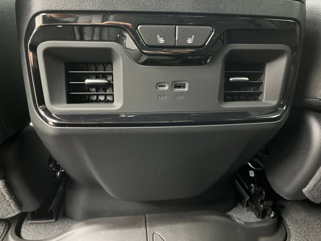 New 2026 GMC Sierra 1500 AT4 w/ AT4 Premium Package AWD/4WD image 23
