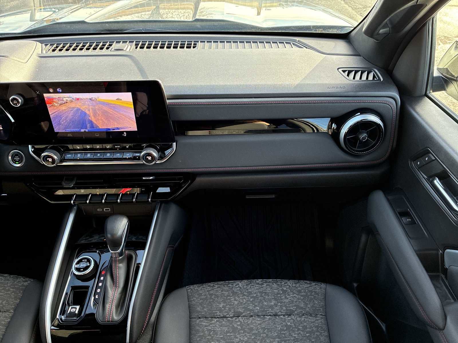 Used 2023 Chevrolet Colorado Z71 image 27