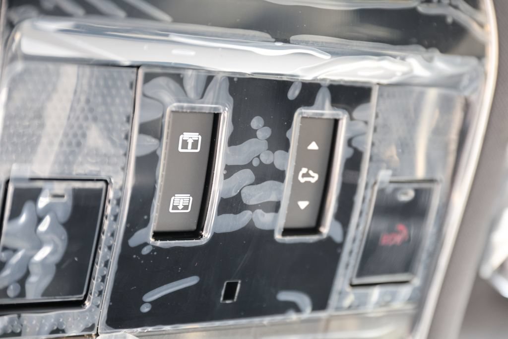 New 2027 Land Rover Range Rover SE AWD/4WD image 18