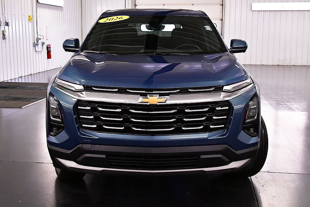 New 2026 Chevrolet Equinox LT image 2