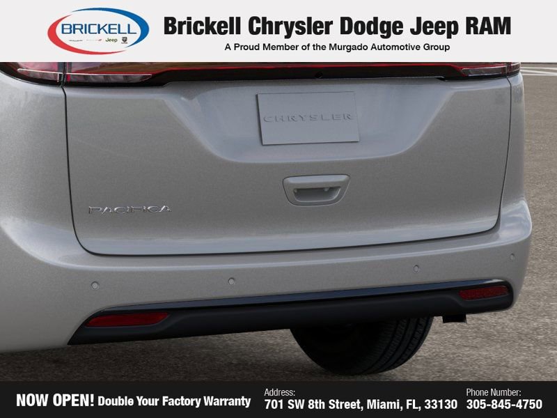 New 2026 Chrysler Pacifica Select image 13