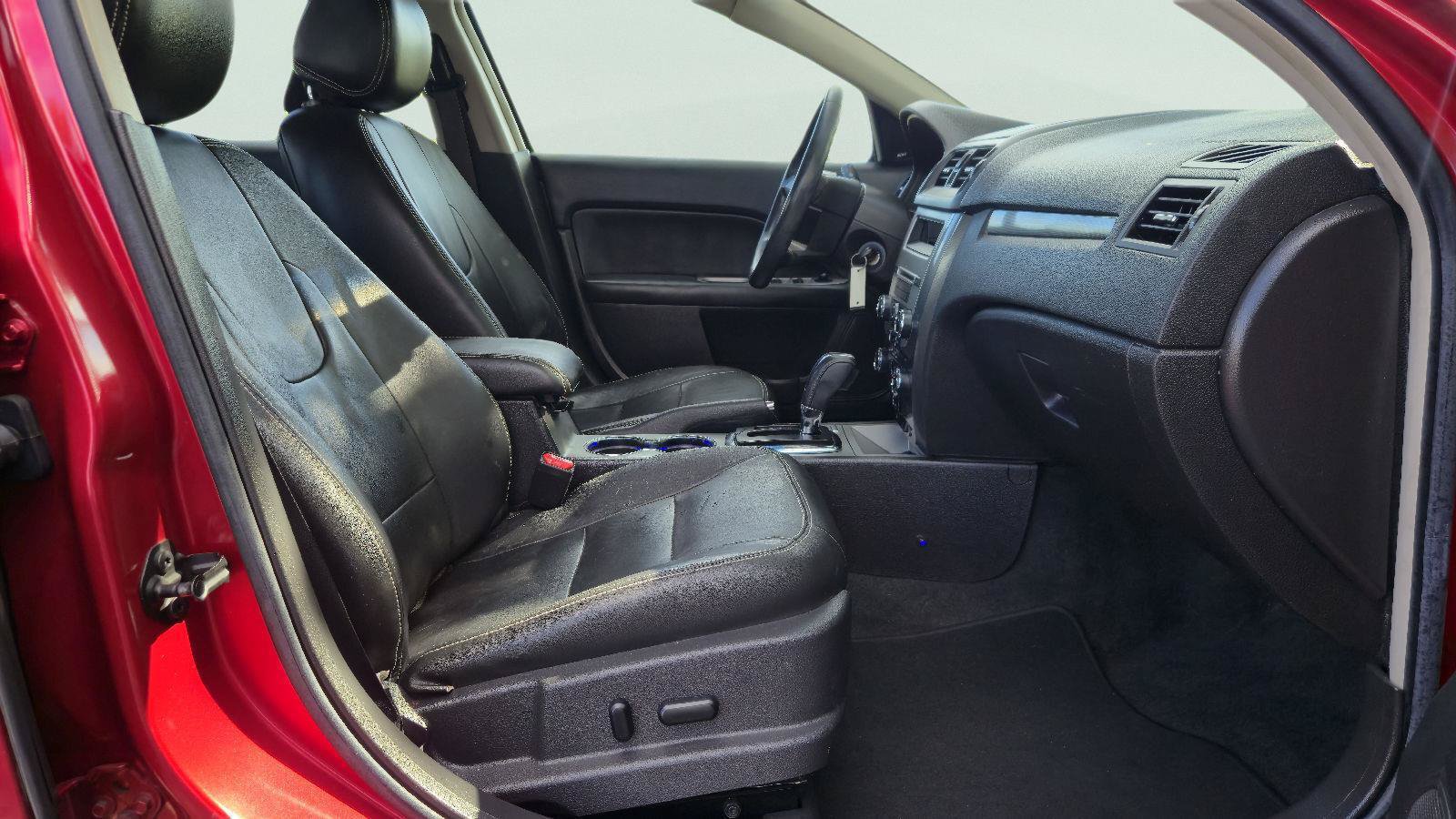 Used 2012 Ford Fusion SEL FWD image 21