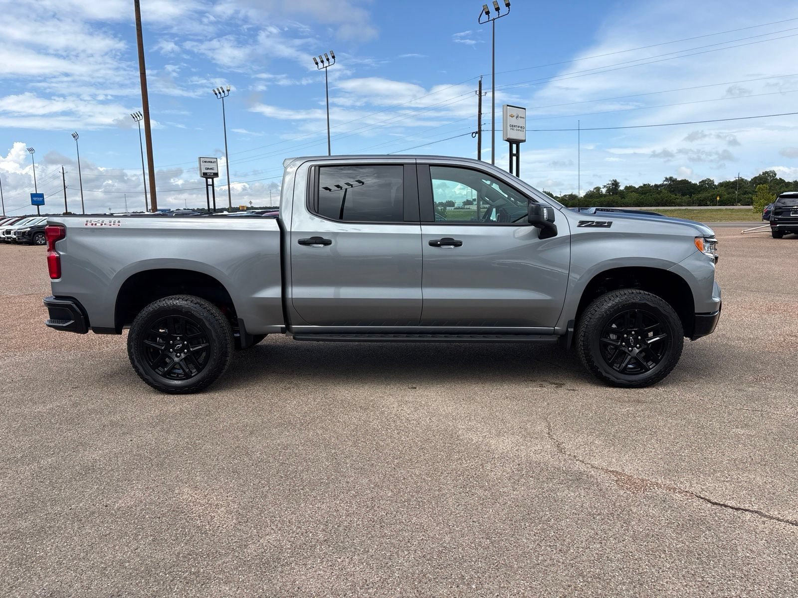 New 2026 Chevrolet Silverado 1500 LT Trail Boss w/ LT Trail Boss Premium Package AWD/4WD image 7