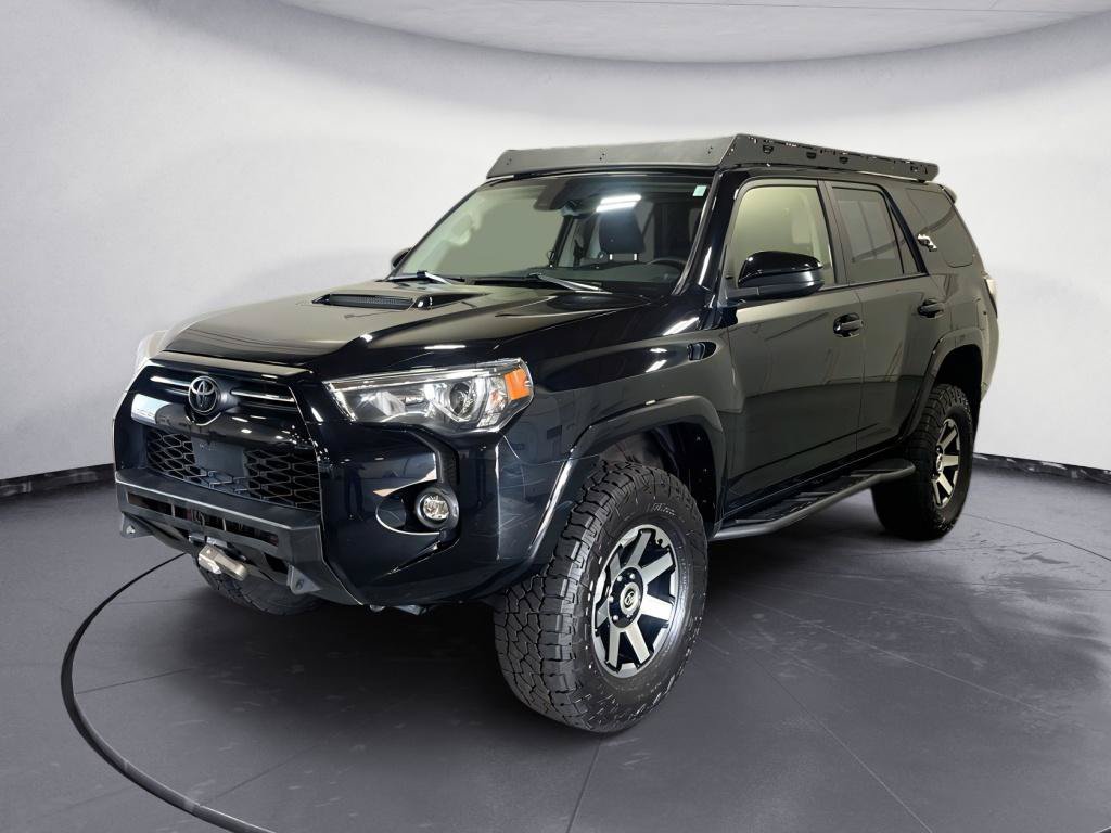 Used 2022 Toyota 4Runner TRD Off-Road AWD/4WD image 2
