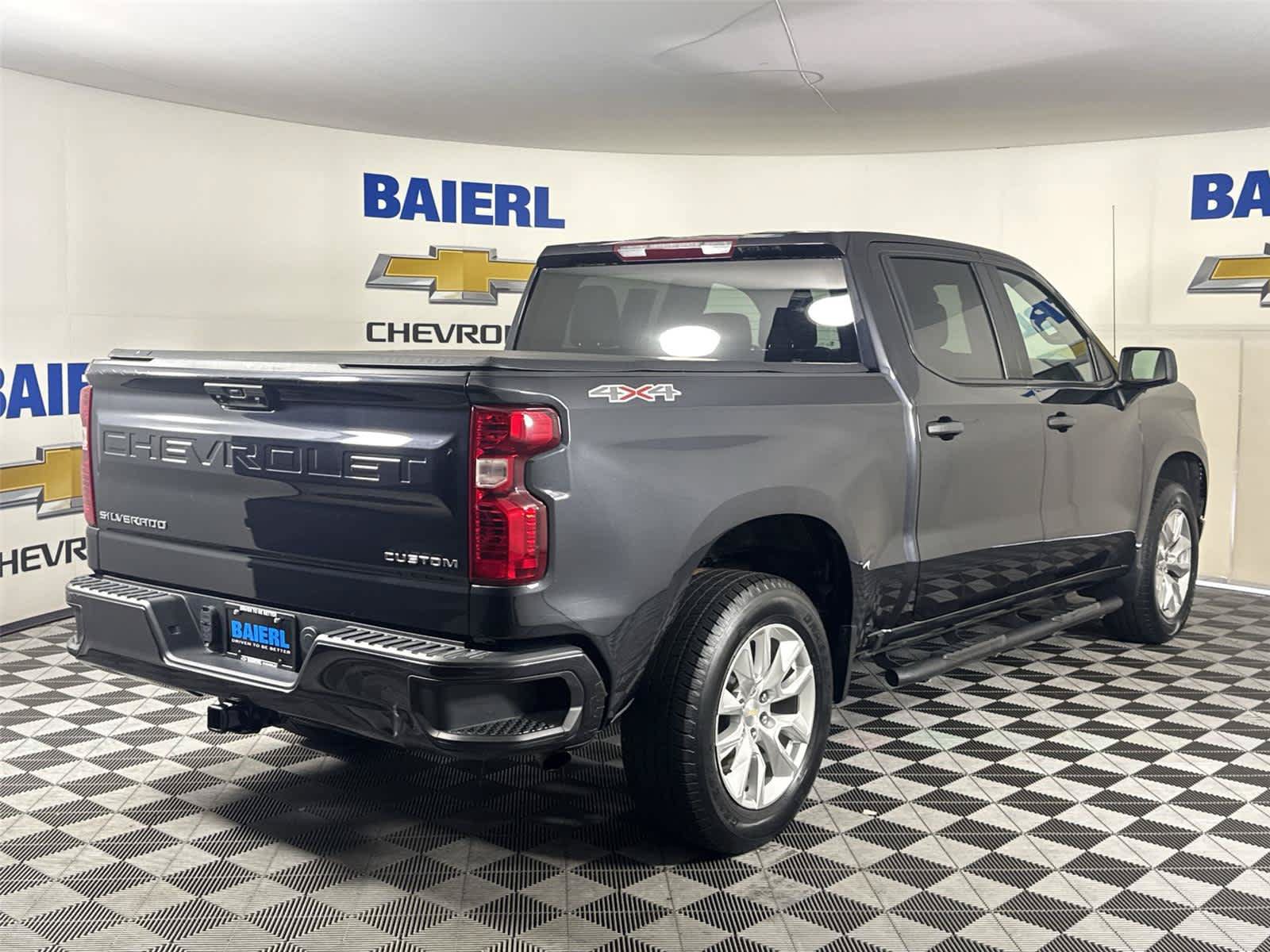 Used 2023 Chevrolet Silverado 1500 Custom AWD/4WD image 5