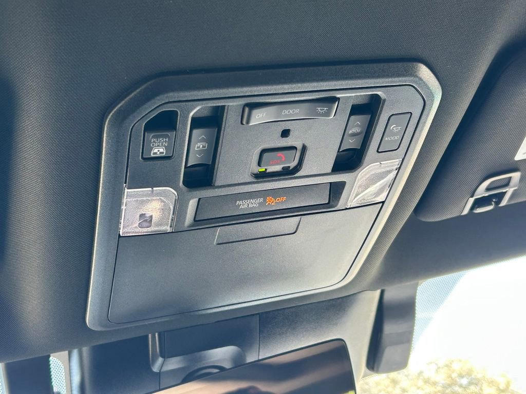 Used 2025 Toyota Tundra Platinum image 20