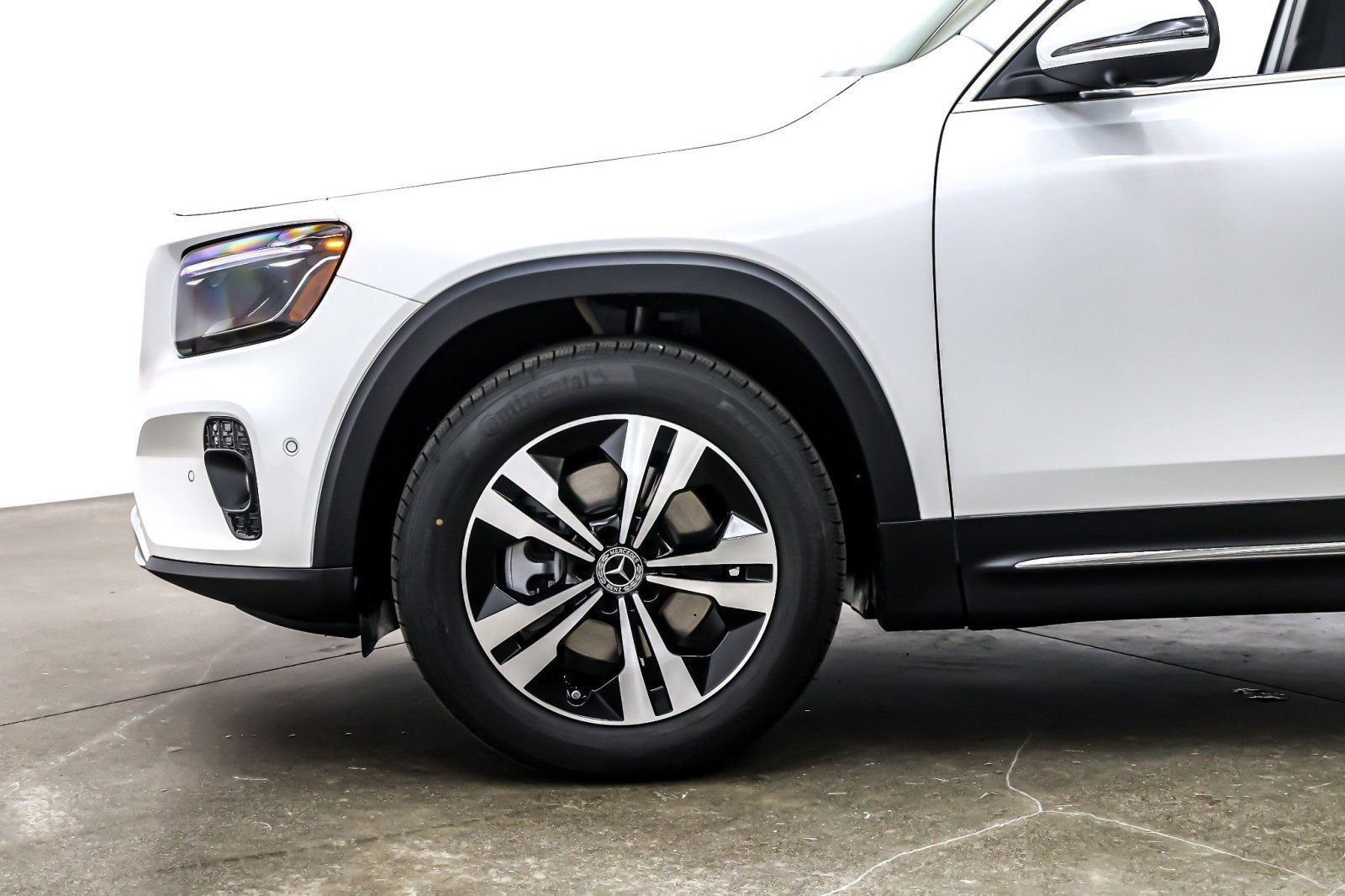 New 2026 Mercedes-Benz GLB 250 image 10