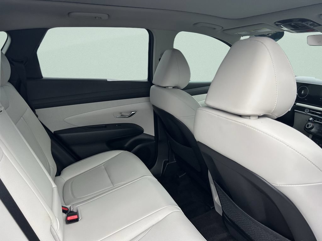 Certified 2025 Hyundai Tucson SEL AWD/4WD image 22