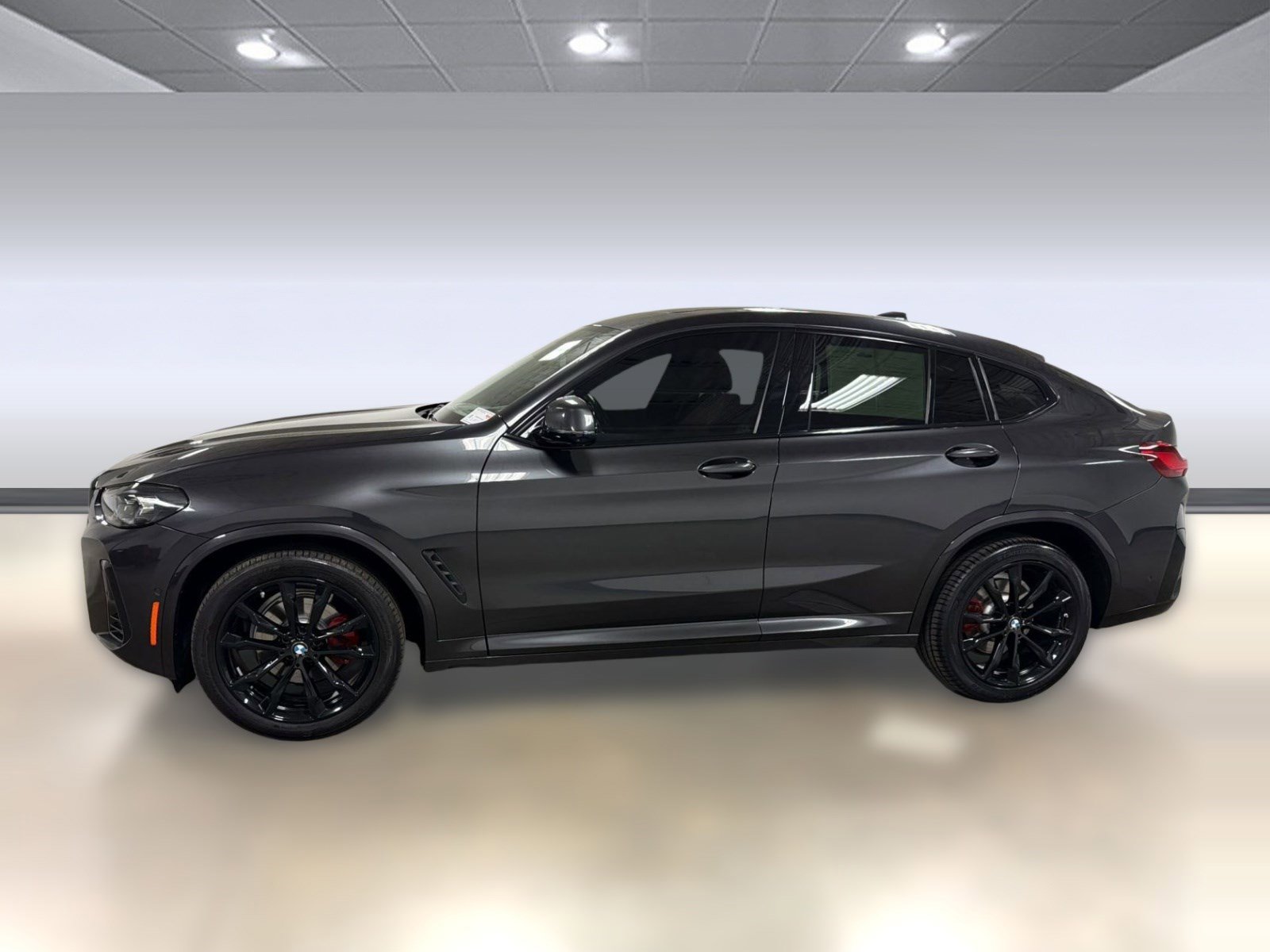 Certified 2024 BMW X4 xDrive30i w/ Premium Package image 2