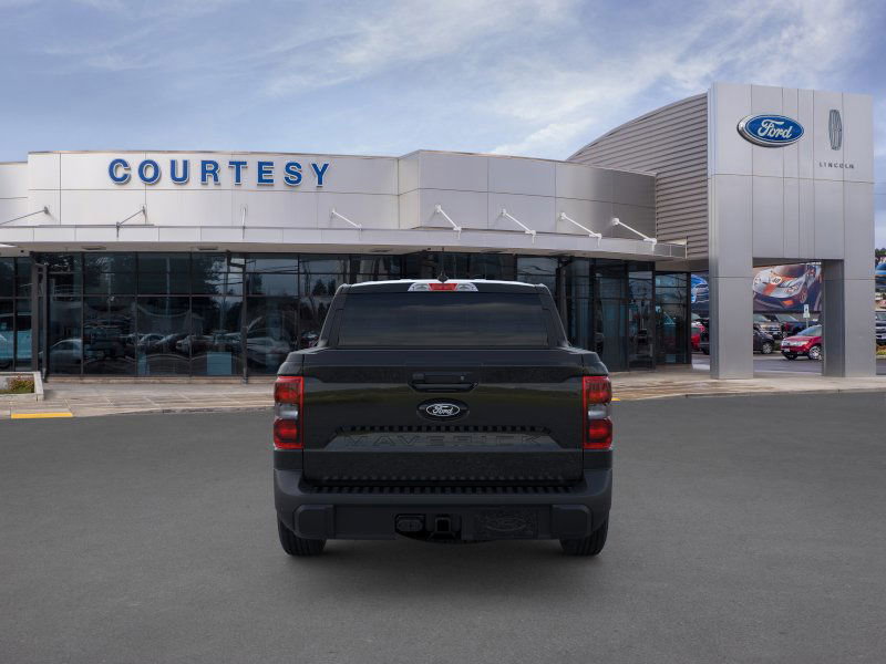 New 2025 Ford Maverick Lariat w/ Black Appearance Package image 5