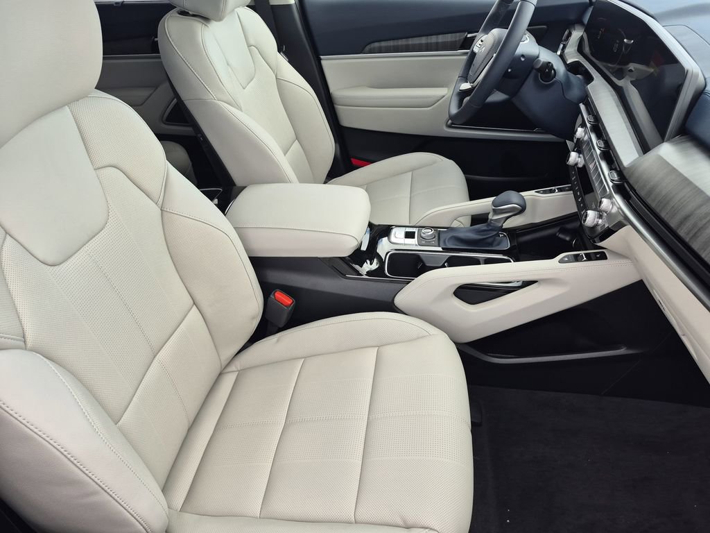 New 2025 Kia Telluride EX w/ EX Captain's Chair Package image 17