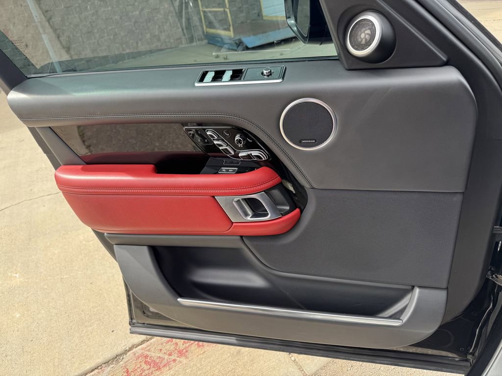 Used 2018 Land Rover Range Rover SV Autobiography Dynamic image 15