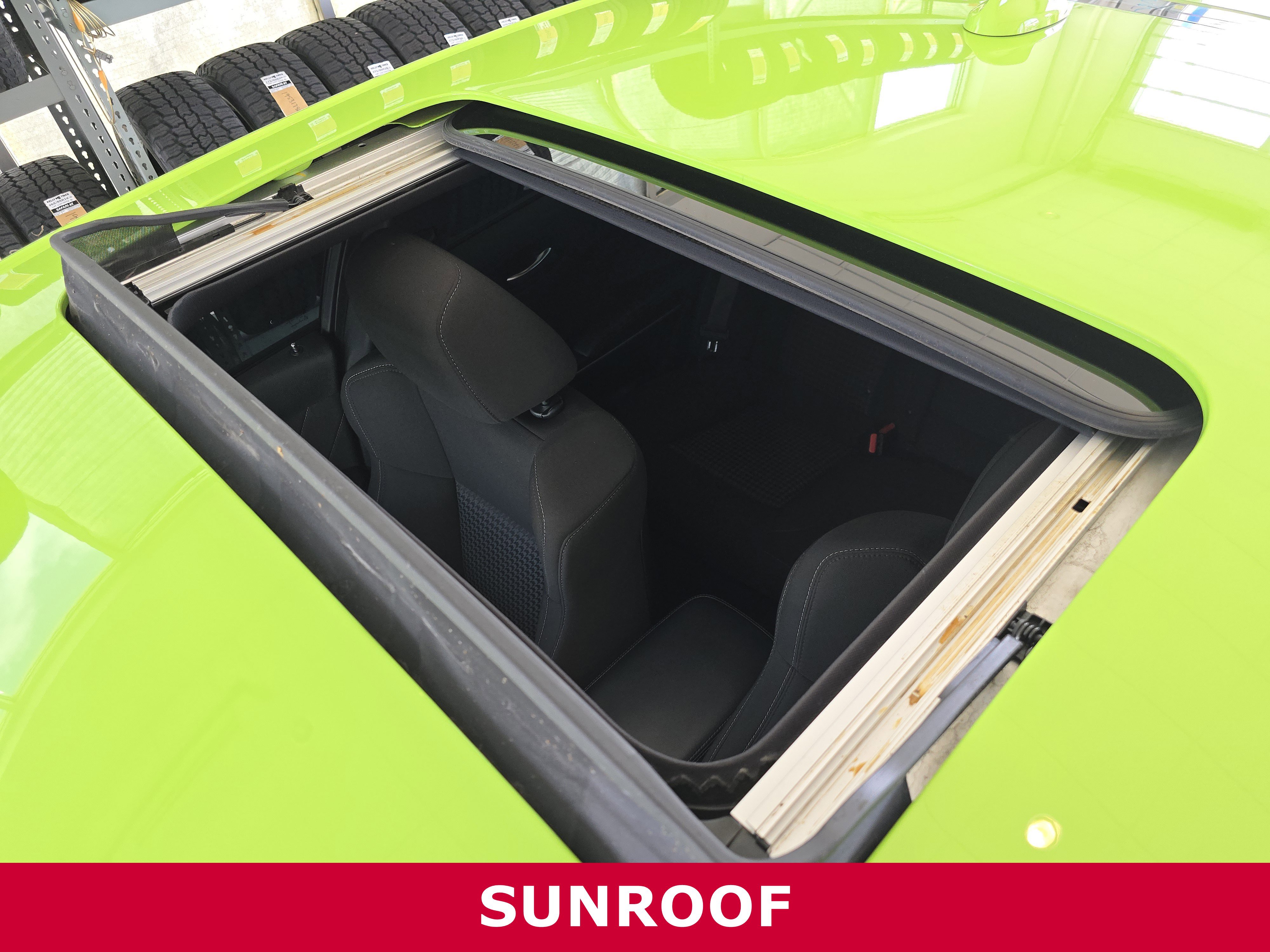 Used 2023 Dodge Charger R/T w/ Cold Weather Package image 30