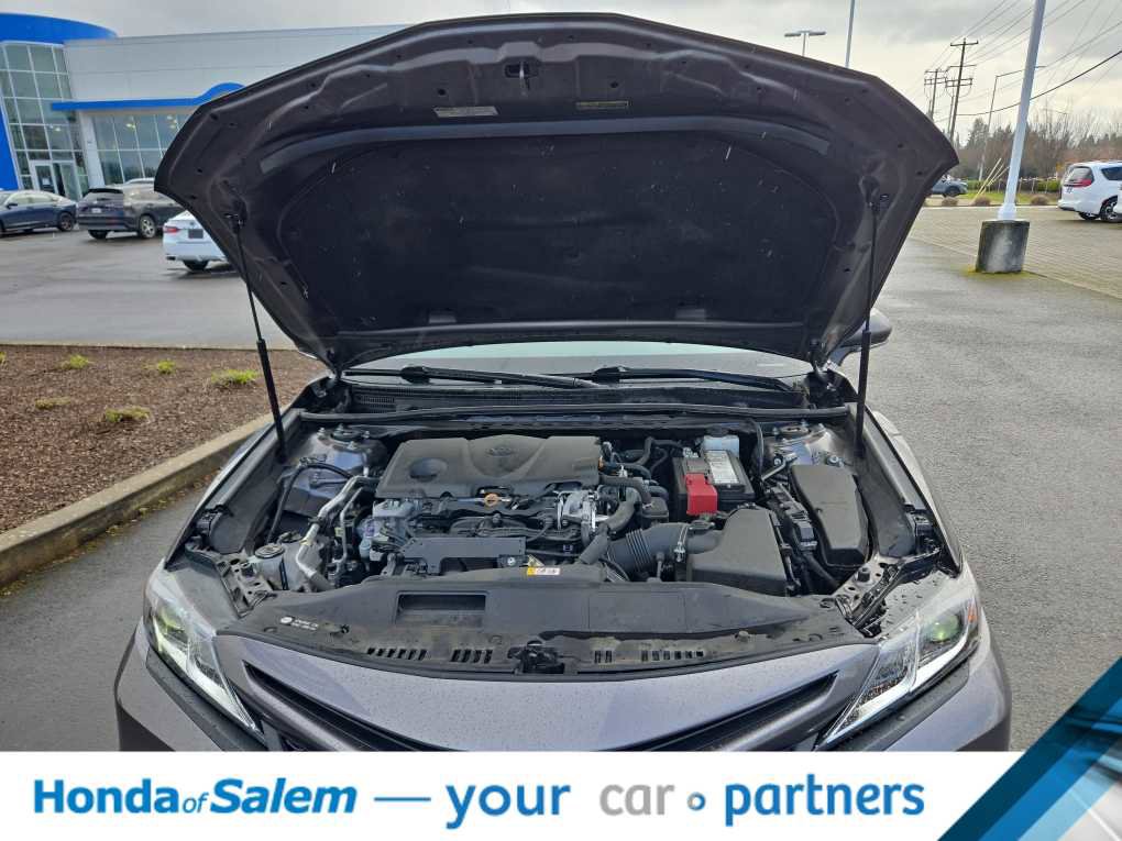 Used 2020 Toyota Camry SE image 7