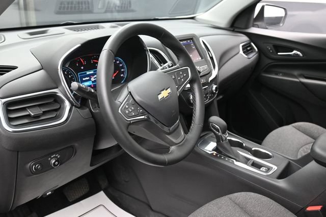 Used 2024 Chevrolet Equinox LT w/ LPO, Floor Liner Package FWD image 14