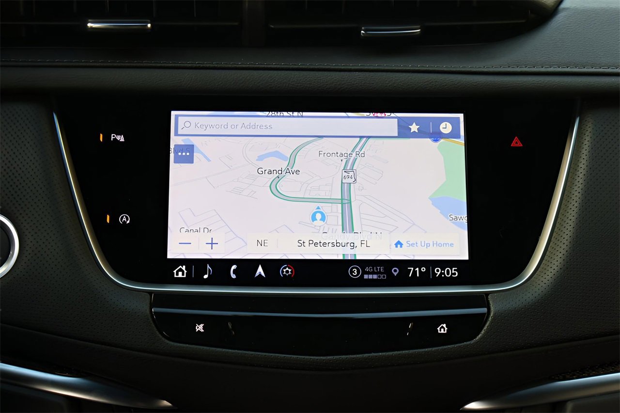 New 2025 Cadillac XT5 Sportv image 16