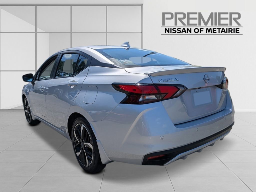New 2025 Nissan Versa SR w/ Trunk Package image 3