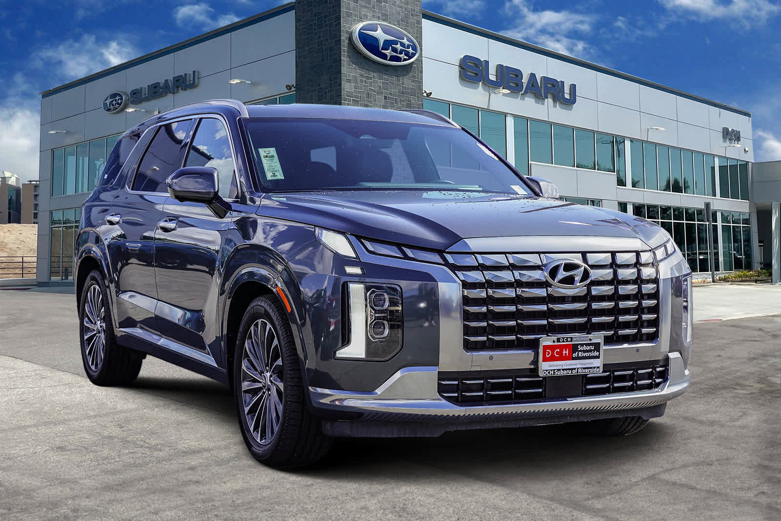 Used 2023 Hyundai Palisade Calligraphy image 3