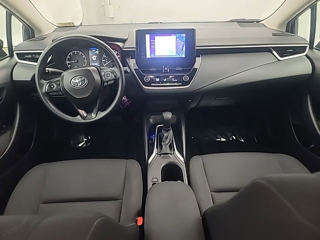 Used 2025 Toyota Corolla LE image 23