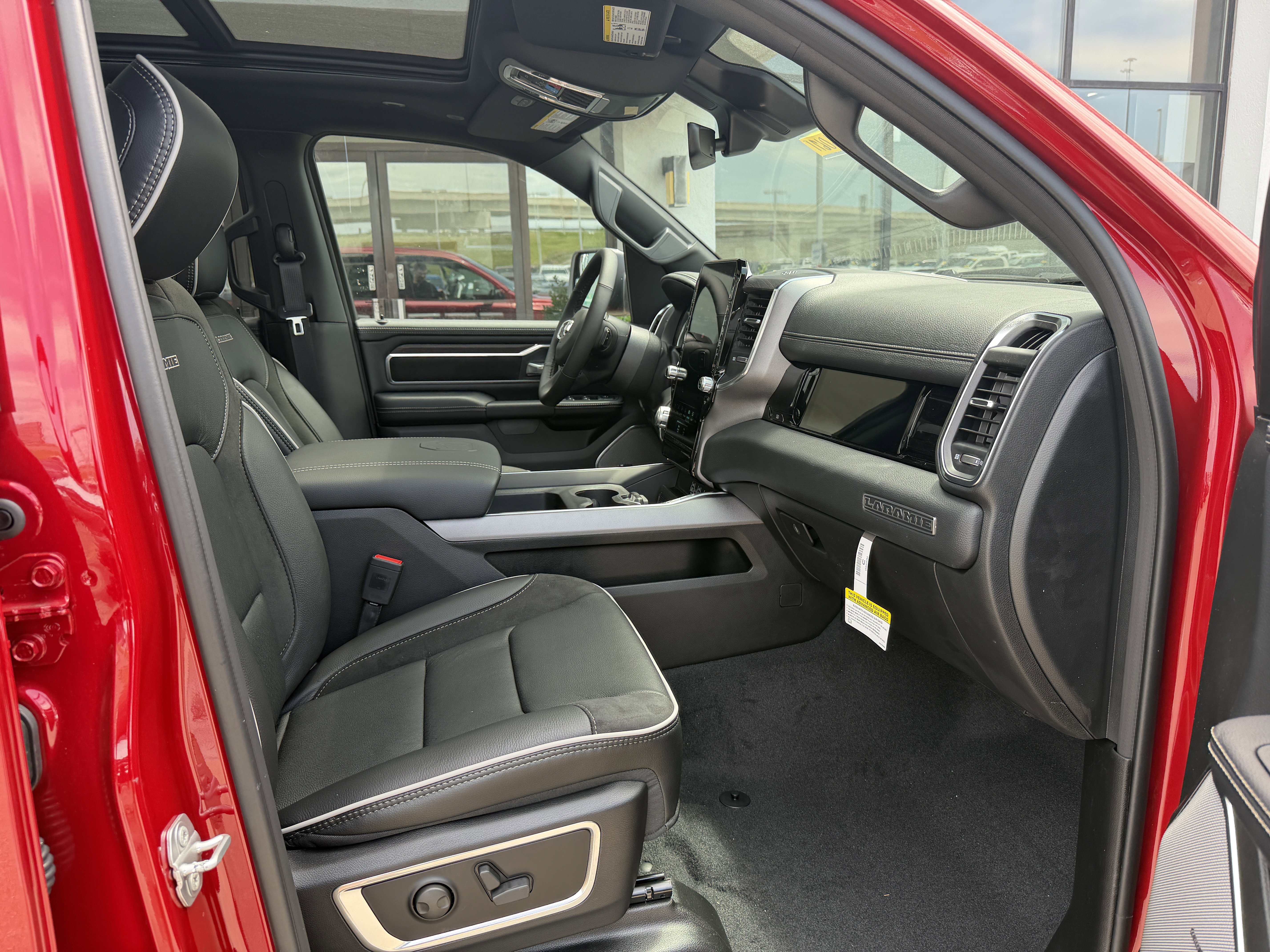 New 2026 RAM 1500 Laramie w/ Night Edition AWD/4WD image 30