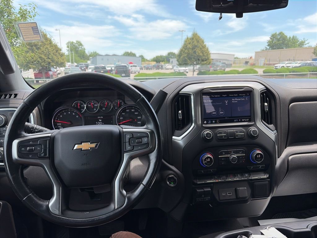 Used 2021 Chevrolet Silverado 1500 LT AWD/4WD image 28