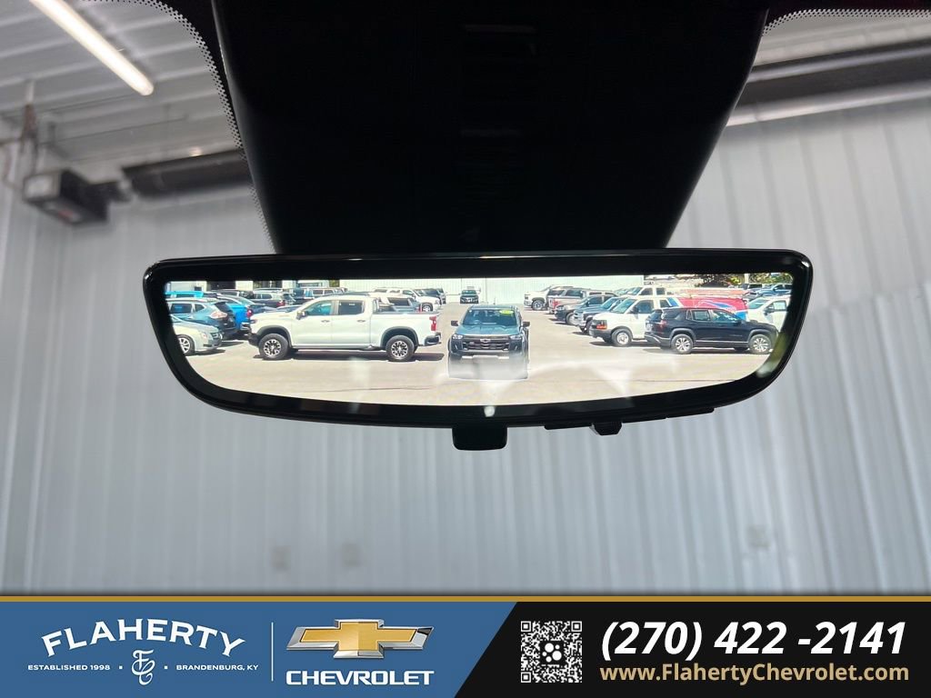 Used 2024 Chevrolet Traverse RS w/ LPO, Floor Liner Package AWD/4WD image 38