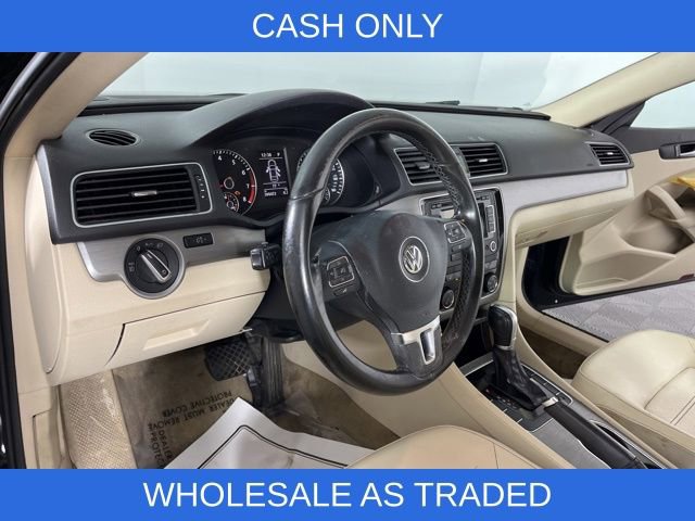 Used 2015 Volkswagen Passat 1.8T Sport image 16