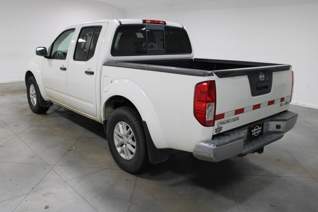 Used 2019 Nissan Frontier SV image 7