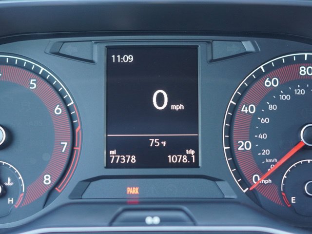 Used 2019 Volkswagen Jetta GLI FWD image 15