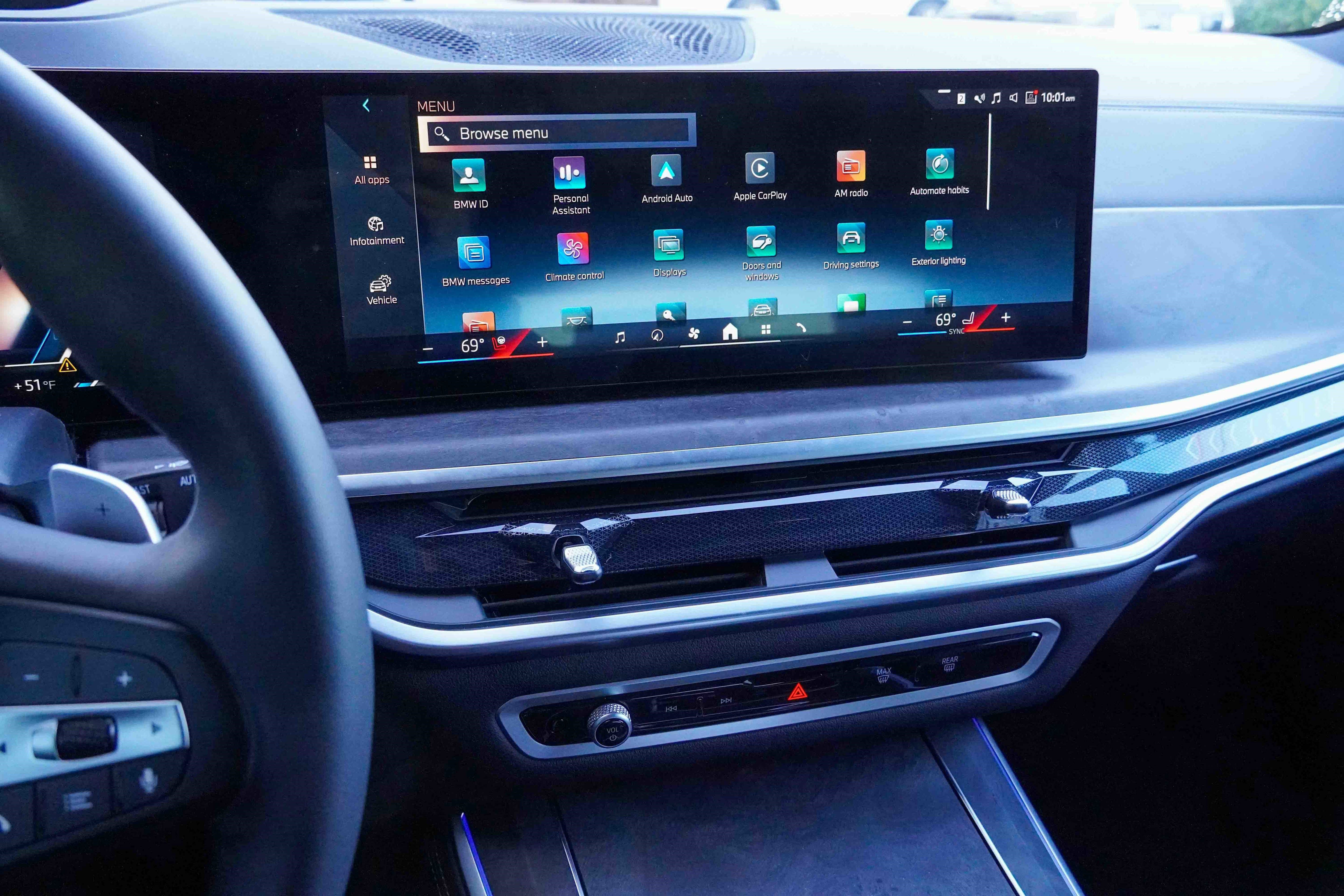 Used 2025 BMW X5 sDrive40i w/ Premium Package image 24