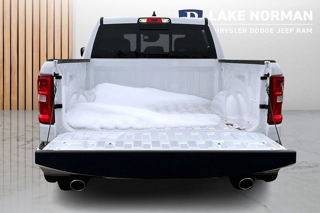 New 2026 RAM 1500 Big Horn AWD/4WD image 24
