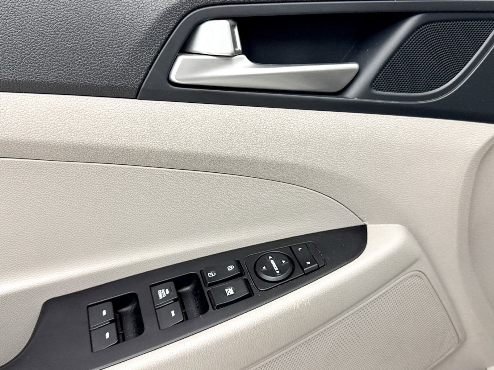 Used 2019 Hyundai Tucson SE image 29