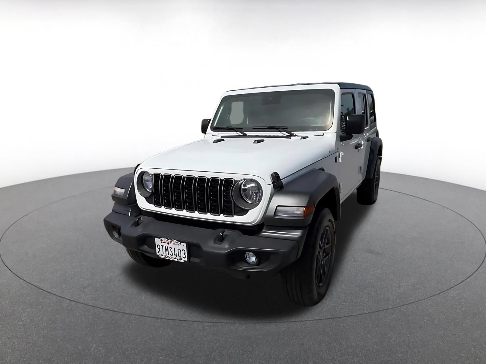Used 2025 Jeep Wrangler Unlimited Sport AWD/4WD image 7