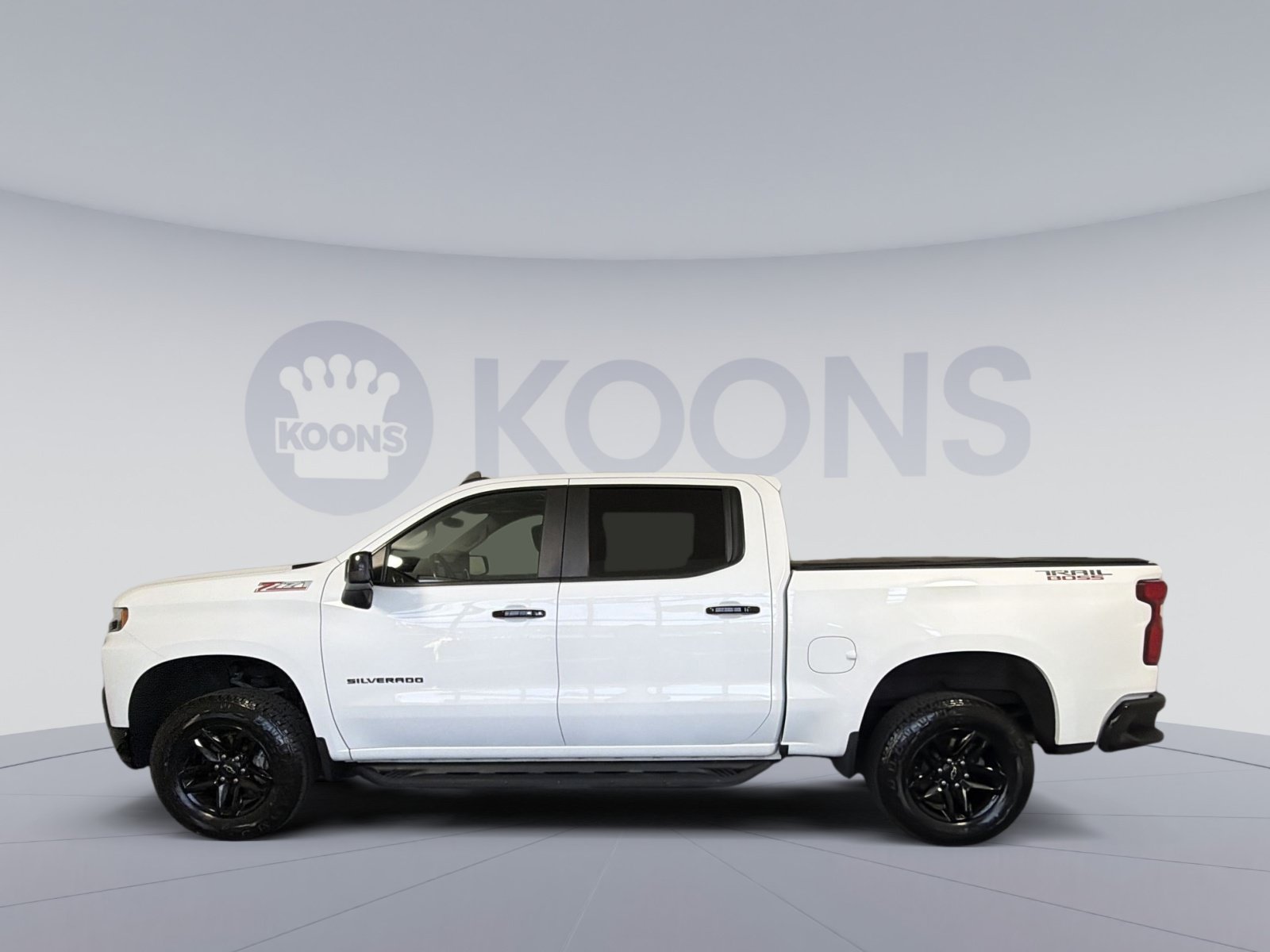 Used 2020 Chevrolet Silverado 1500 LT Trail Boss AWD/4WD image 2