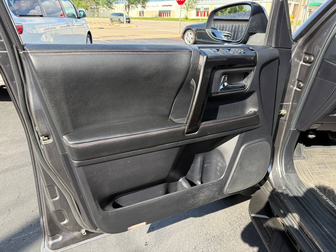 Used 2014 Toyota 4Runner Trail AWD/4WD image 94