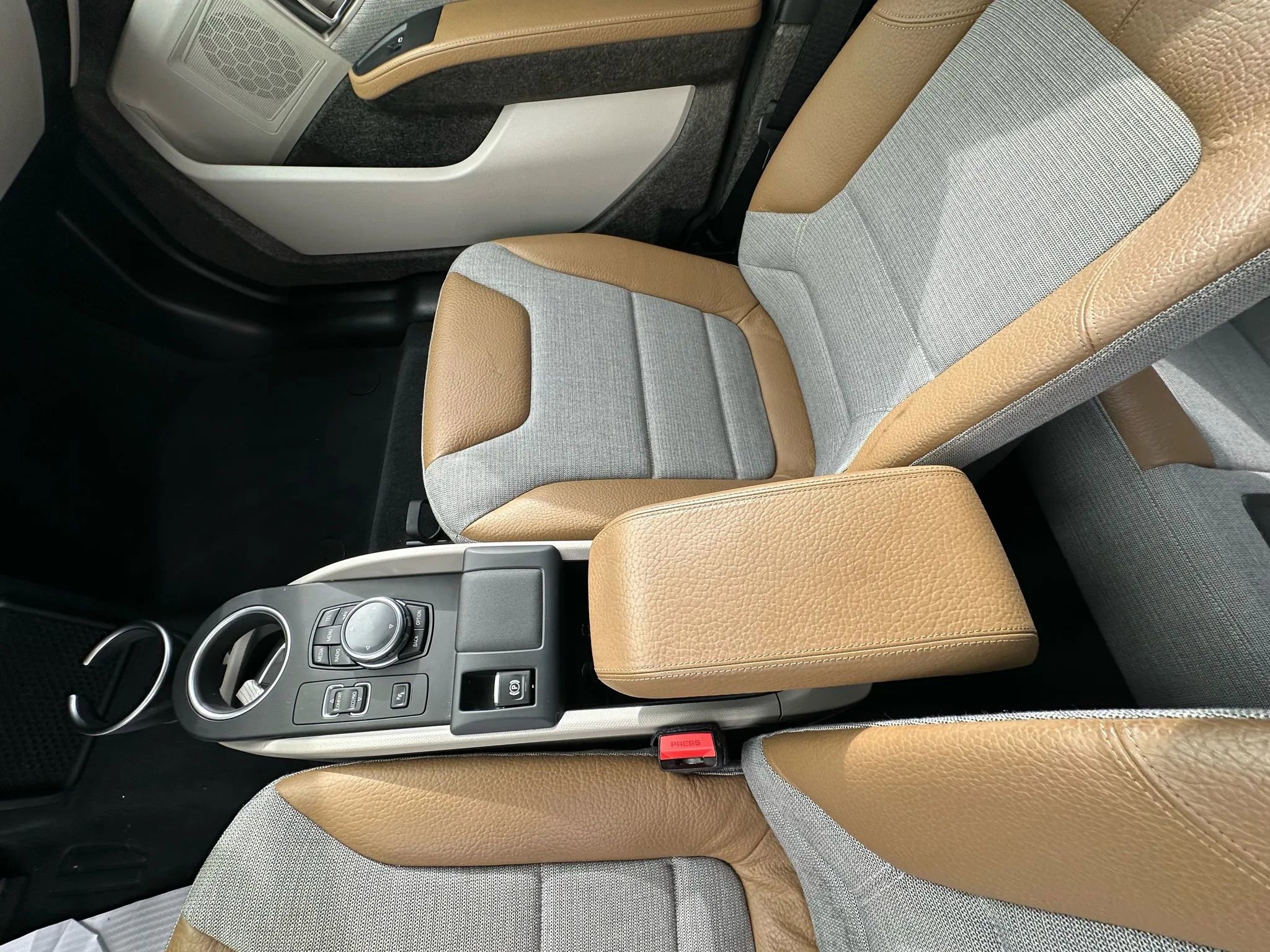 Used 2014 BMW i3 image 16