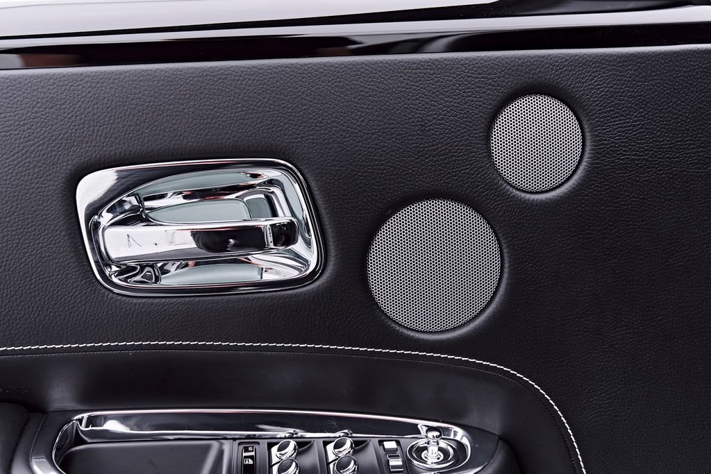 Used 2018 Rolls-Royce Ghost RWD image 46