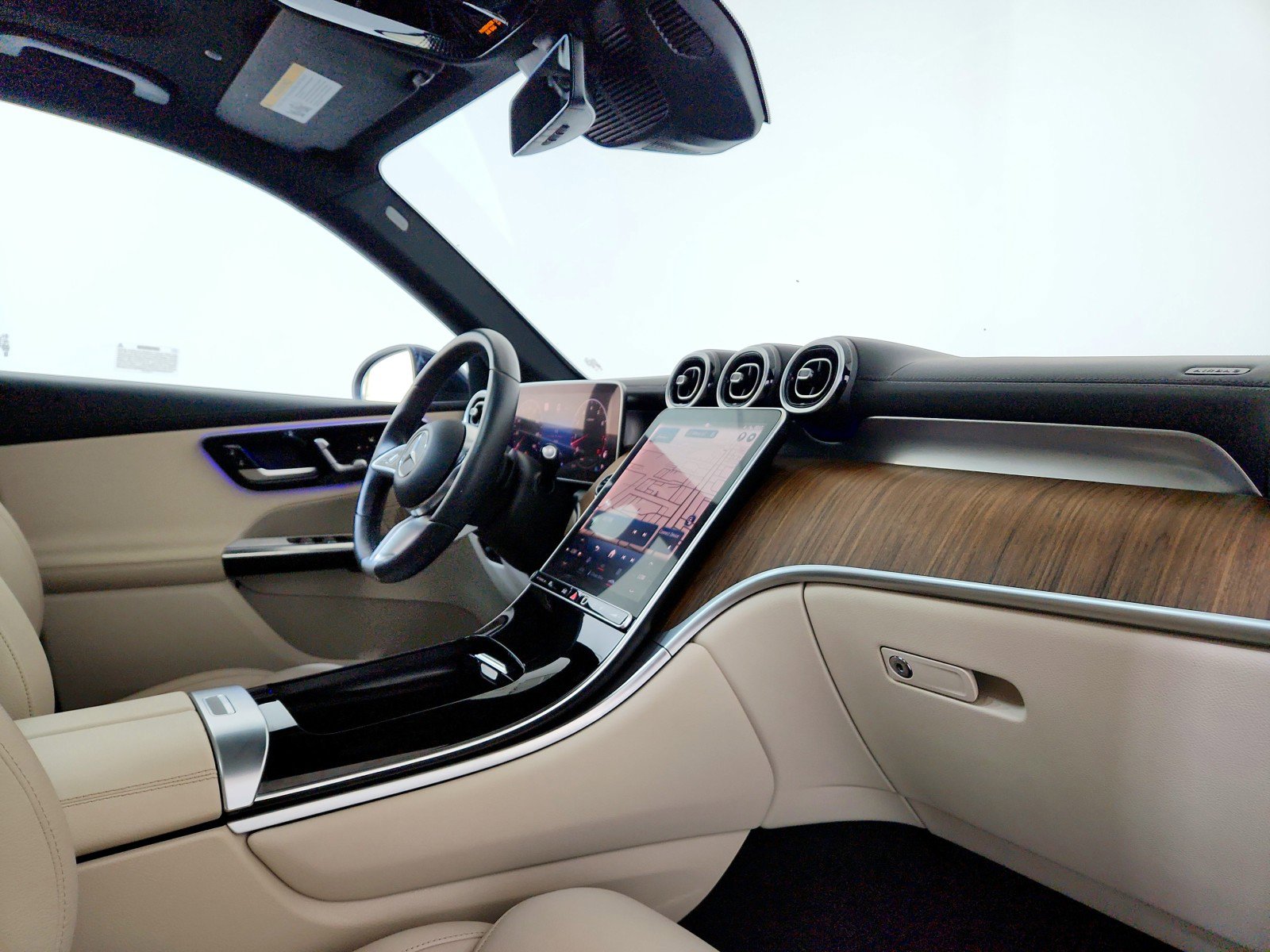 Certified 2024 Mercedes-Benz GLC 300 image 18