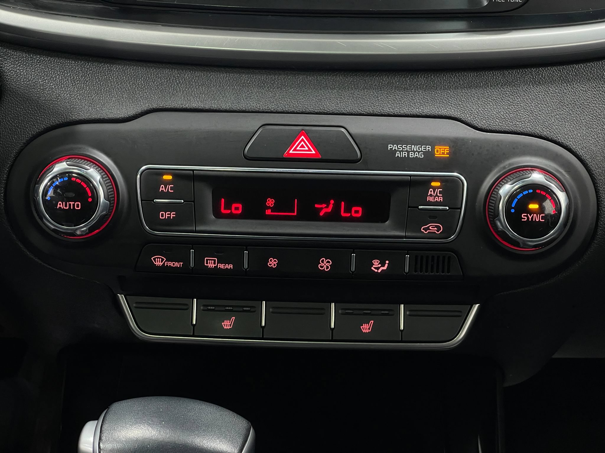 Used 2020 Kia Sorento SX FWD image 25