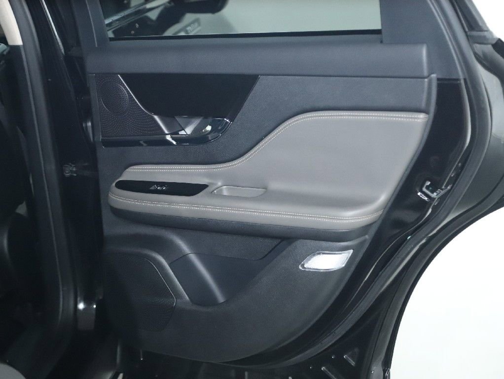 Used 2023 Lincoln Corsair FWD w/ Equipment Group 101A image 28