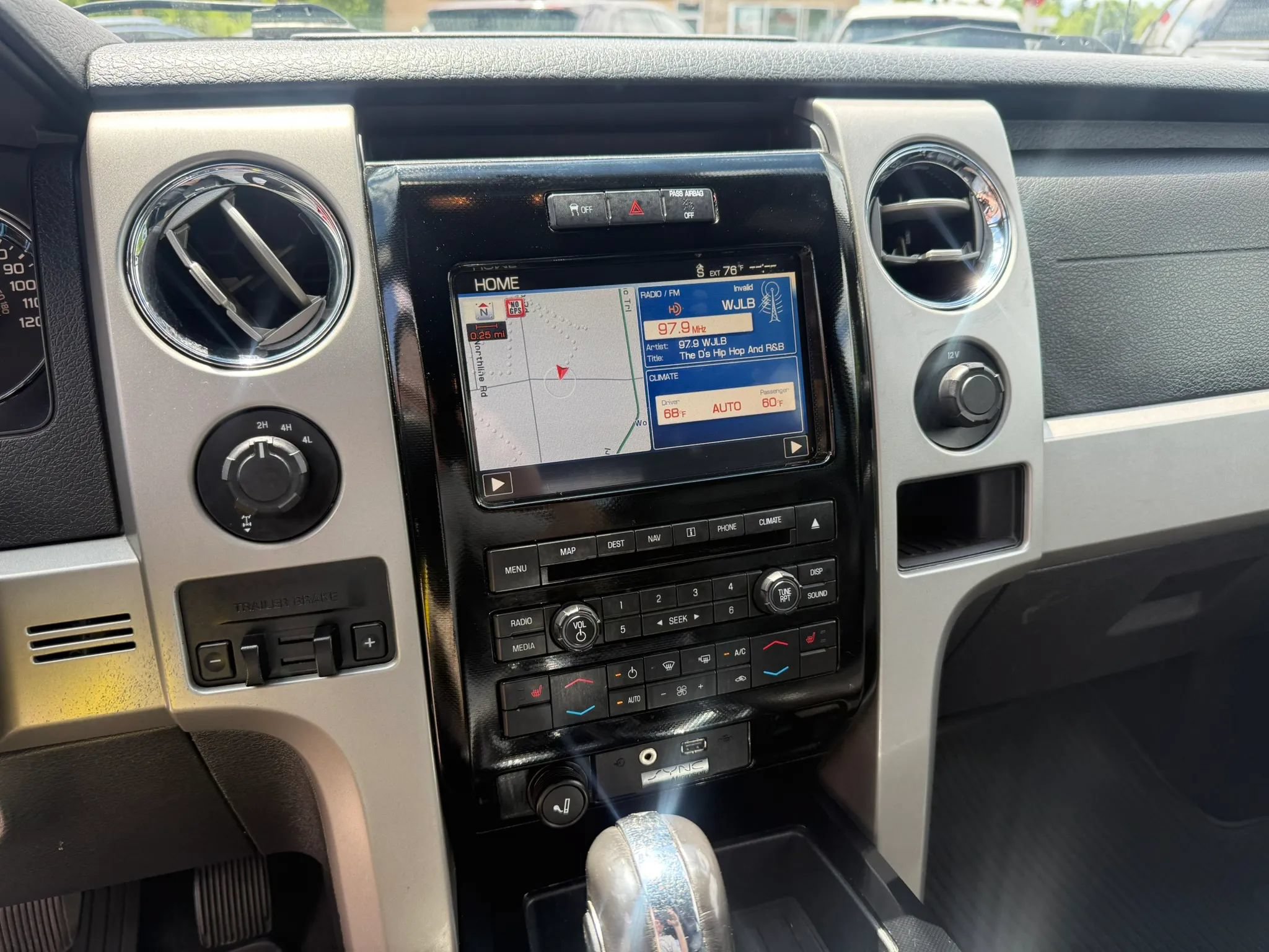 Used 2011 Ford F150 FX4 w/ FX Luxury Pkg AWD/4WD image 22