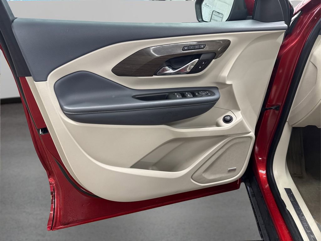Used 2023 GMC Terrain Denali image 25