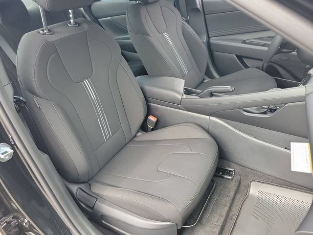New 2026 Hyundai Elantra Sport FWD image 21